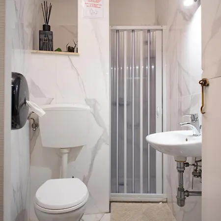 Miranda Guest house *